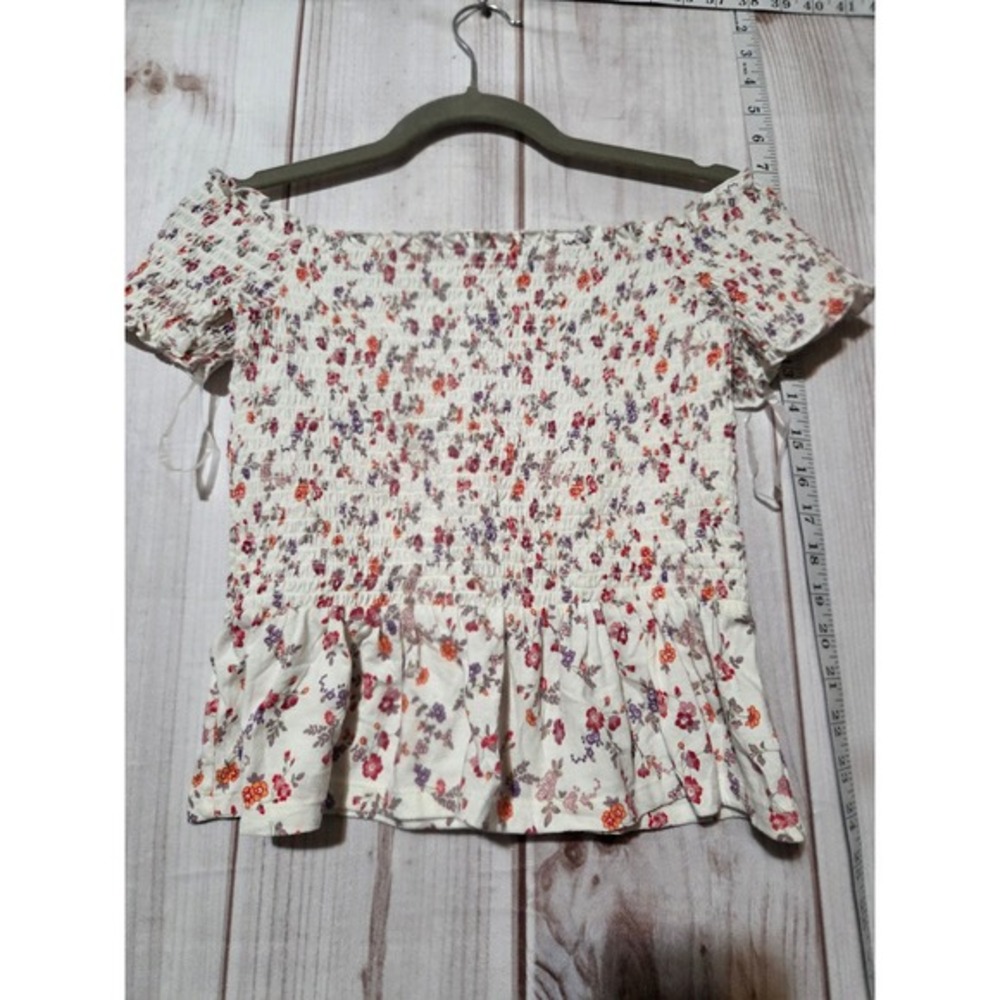 American Eagle Floral Smocked Off The Shoulder Peplum Top Cream Small